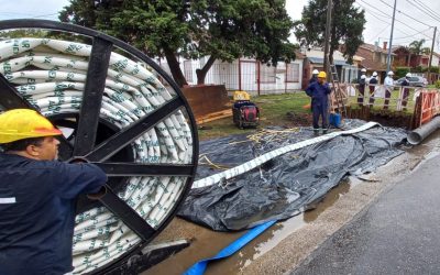Agua: OSSE intervino un conducto principal en zona norte