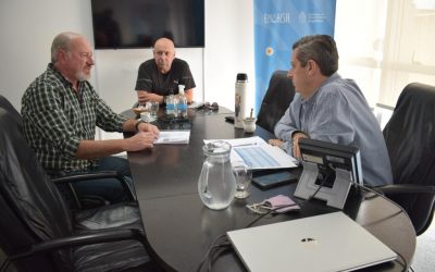Agua: OSSE gestiona obras con Nación para ampliar el abastecimiento en barrios del sur