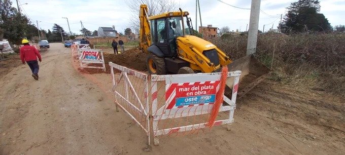 OSSE trabaja en la ampliación de la red de agua en Batán